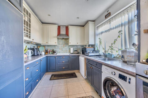 1357771-9-68cd77f...