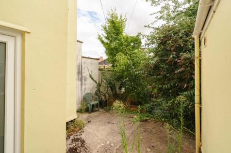 Garden Flat - Garden