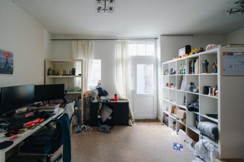 Garden Flat - Bedroom