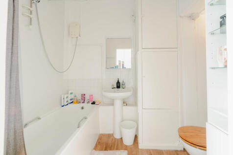 First Floor Flat - Bathroom