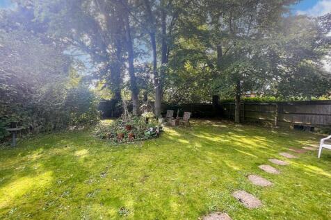 Communal Grounds