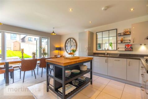 Kitchen/Dining