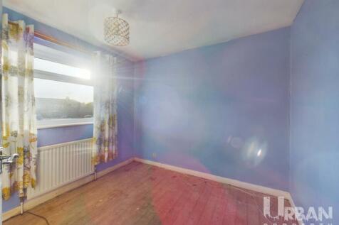 CAM03038G0-PR0108-STILL012.jpg