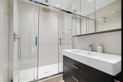 Family Shower Room