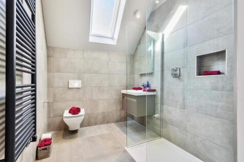 Shower Room.jpg