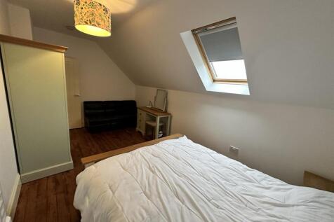 Bedroom 3 (2).JPEG
