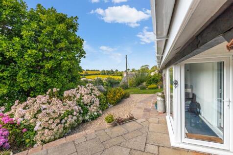 A18 - Amberley, Stokenham - 230807.jpg