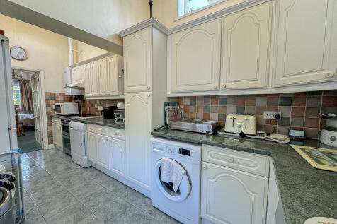 Kitchen (3)