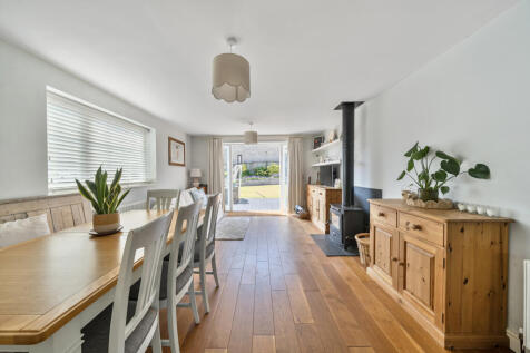 1313597-15-6852d1...