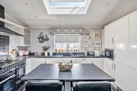 1332193-17-688a67...