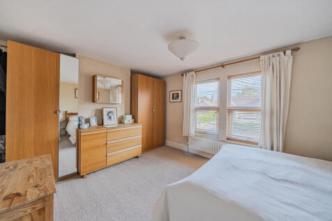 1354156-22-68c437...