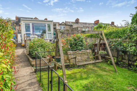 1354156-8-68c4377...