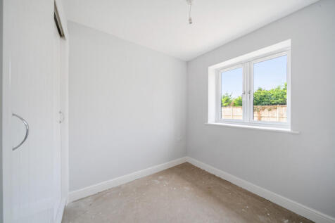 1375475-10-6909d3...