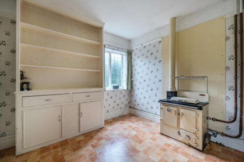 1386330-9-69384d5...