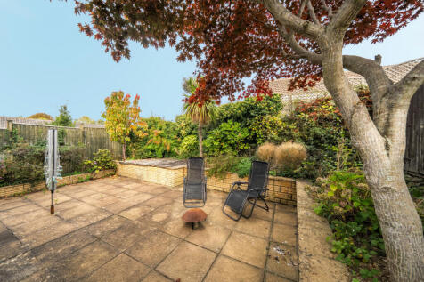 1370061-4-68f24f9...