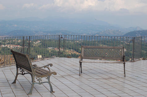 Terrace with vista