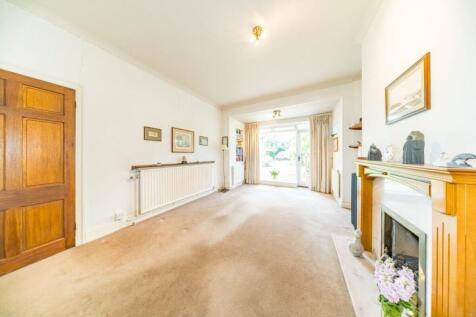 139 st. james road sitting room.jpg