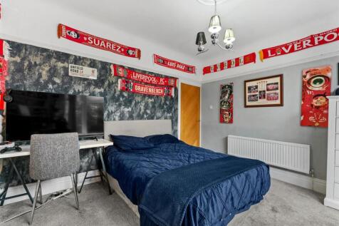 2 Old Lane sitting room 2.jpg