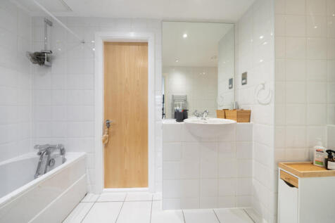 1332104-15-688b3a...