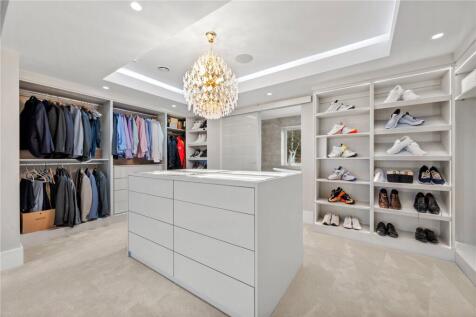 Dressing Area