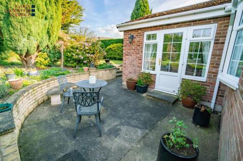Rear Garden 1.jpg