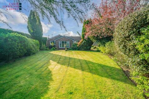 Rear Garden 4.jpg