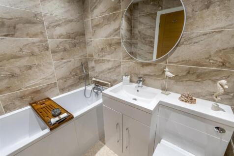 DSC_3882-Edit_bedroom_bathroom.JPG