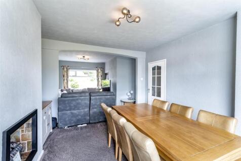 Dining Area and Lounge