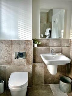 En Suite 1