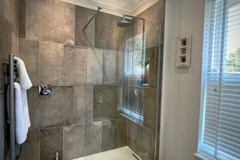 En Suite 1