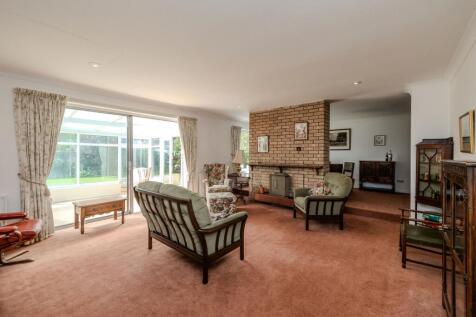 Longridge,HawkwellNE180QT-22