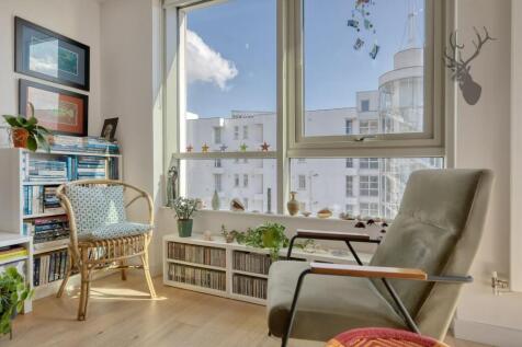 Property Image 4
