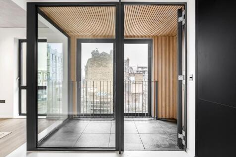 property in The Hudson, 
1 Maryland Point, E15