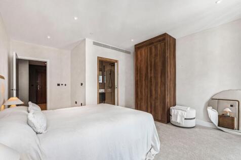 property in Graphite Square, 
Albert Embankment, SE11