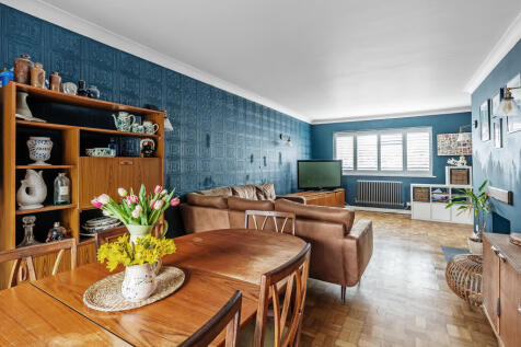 6-St-Andrews-Way-4
