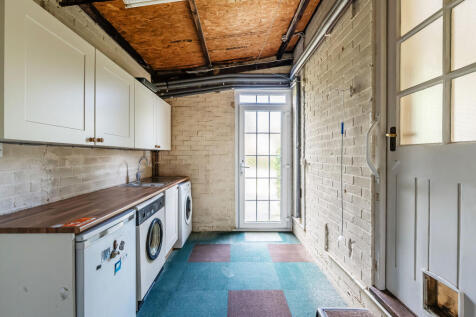 16-Orchard-Way-16