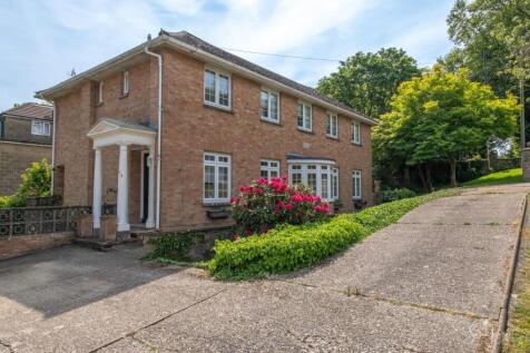 Welcome to 34 Chatsworth