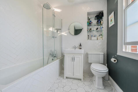 1305248-1-68540ce...