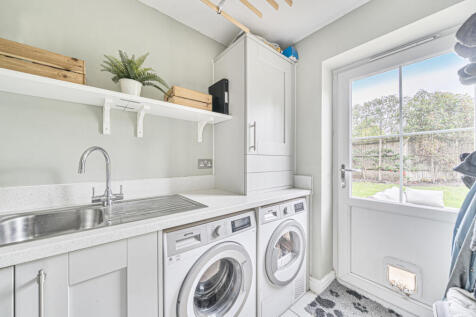 1349683-10-68c1b2...