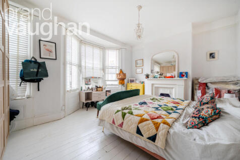 4b303977-7cb1-4c3...