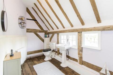 First Floor Bathroom