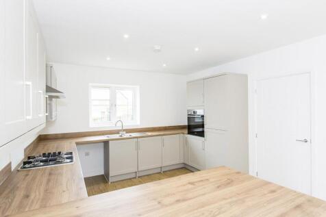 Family Dining kitchen