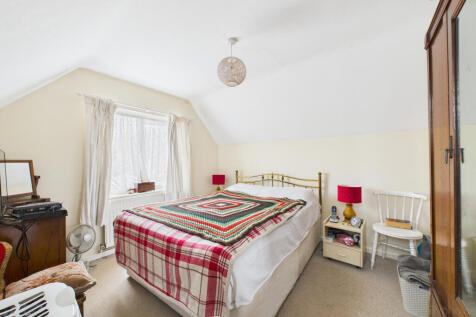 CAM05449G0-PR0041-STILL005