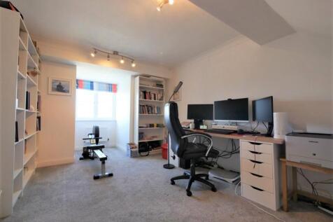 BEDROOM4
