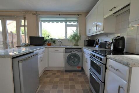 KITCHEN AREA1