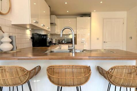 LKD FEATURE BREAK...