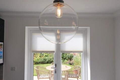 KITCHEN AND DININ...