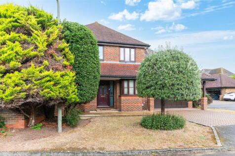 HAWTHORNE CLOSE,1 - (20).jpg