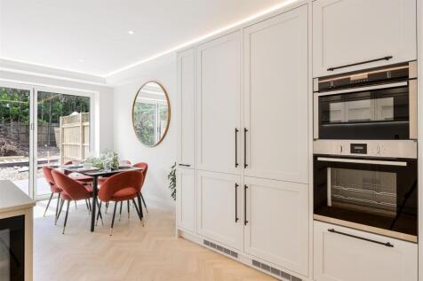 HOLLYMEOAK, 29B (21).jpg