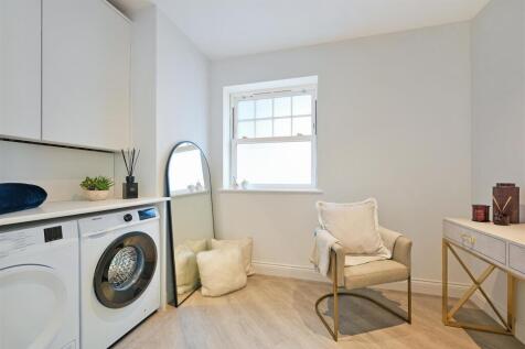 OAKWOOD AVENUE, 4- (15).jpg